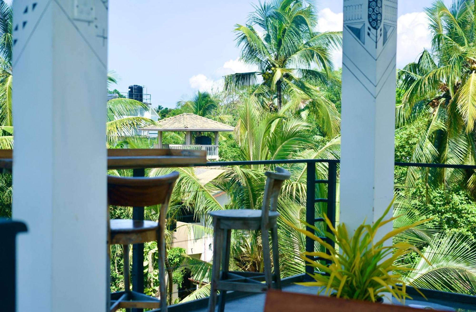 Habibi Hostel & Restaurant Unawatuna Exterior photo